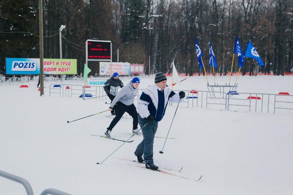 POZIS провел День семейного отдыха на лыжах