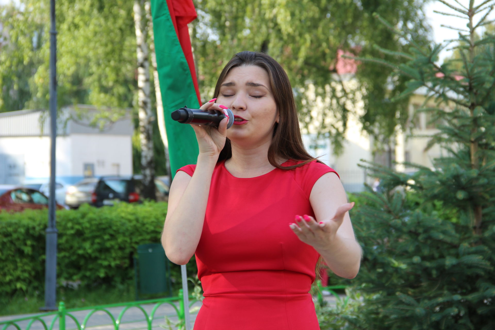 «ТАССРның 100 еллыгы» флагы Яшел Үзәндә