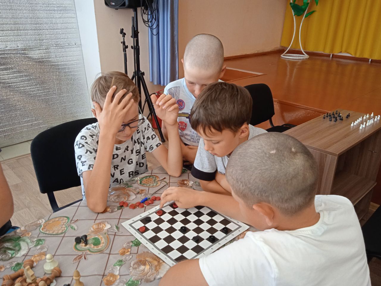 Бакырчыда балалар арасында шашка һәм шахмат уеннары буенча турнир булып узды