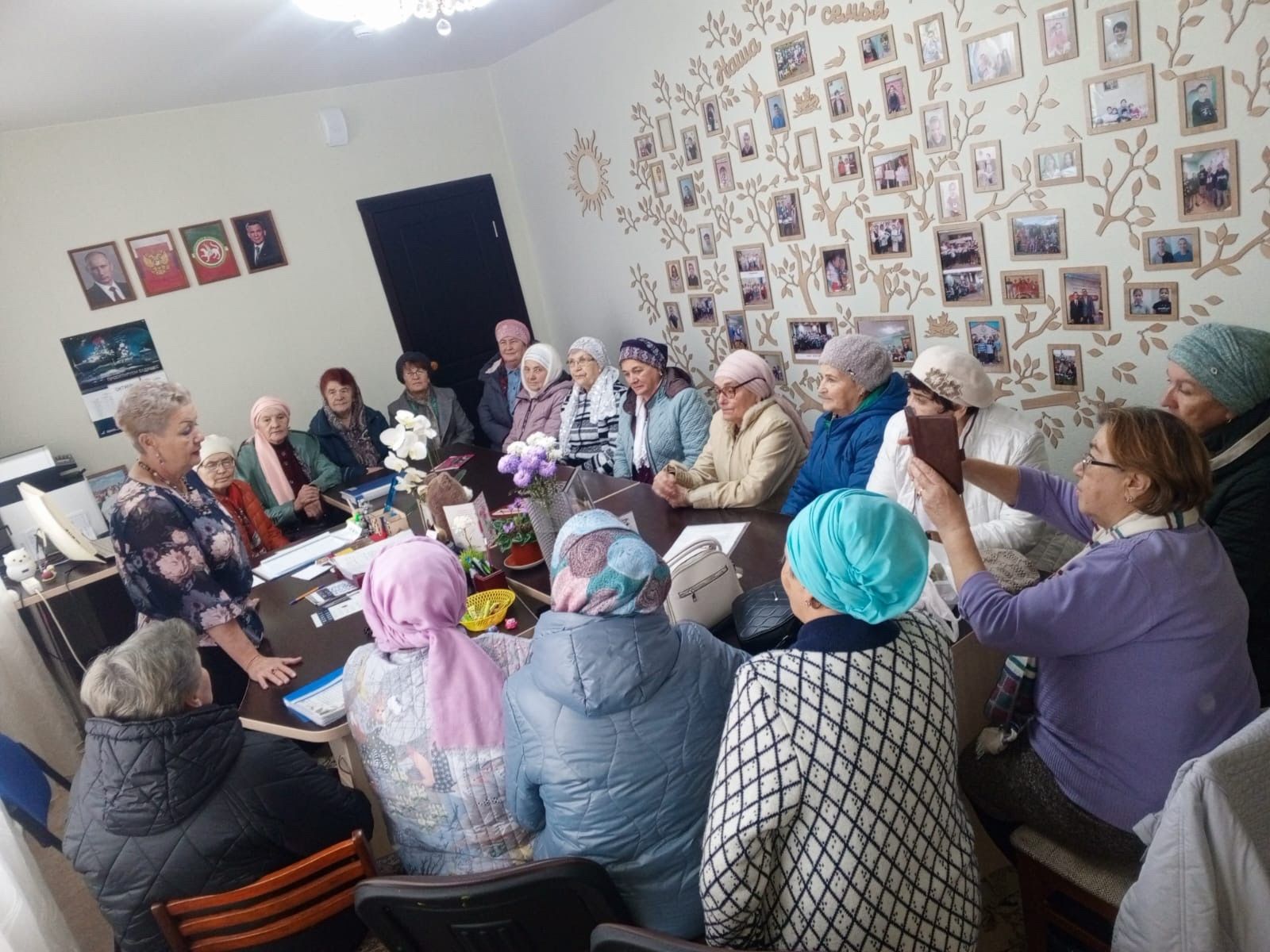 Апас көмеш волонтёрлары Норлат балалар йортында булды