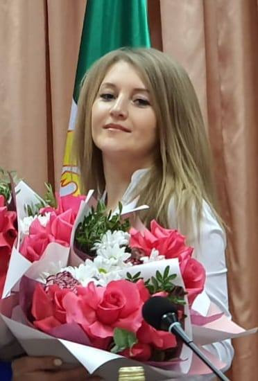 Карауҗа китапханәсе мөдире Эльзаның зур уңышы белән уртаклашабыз