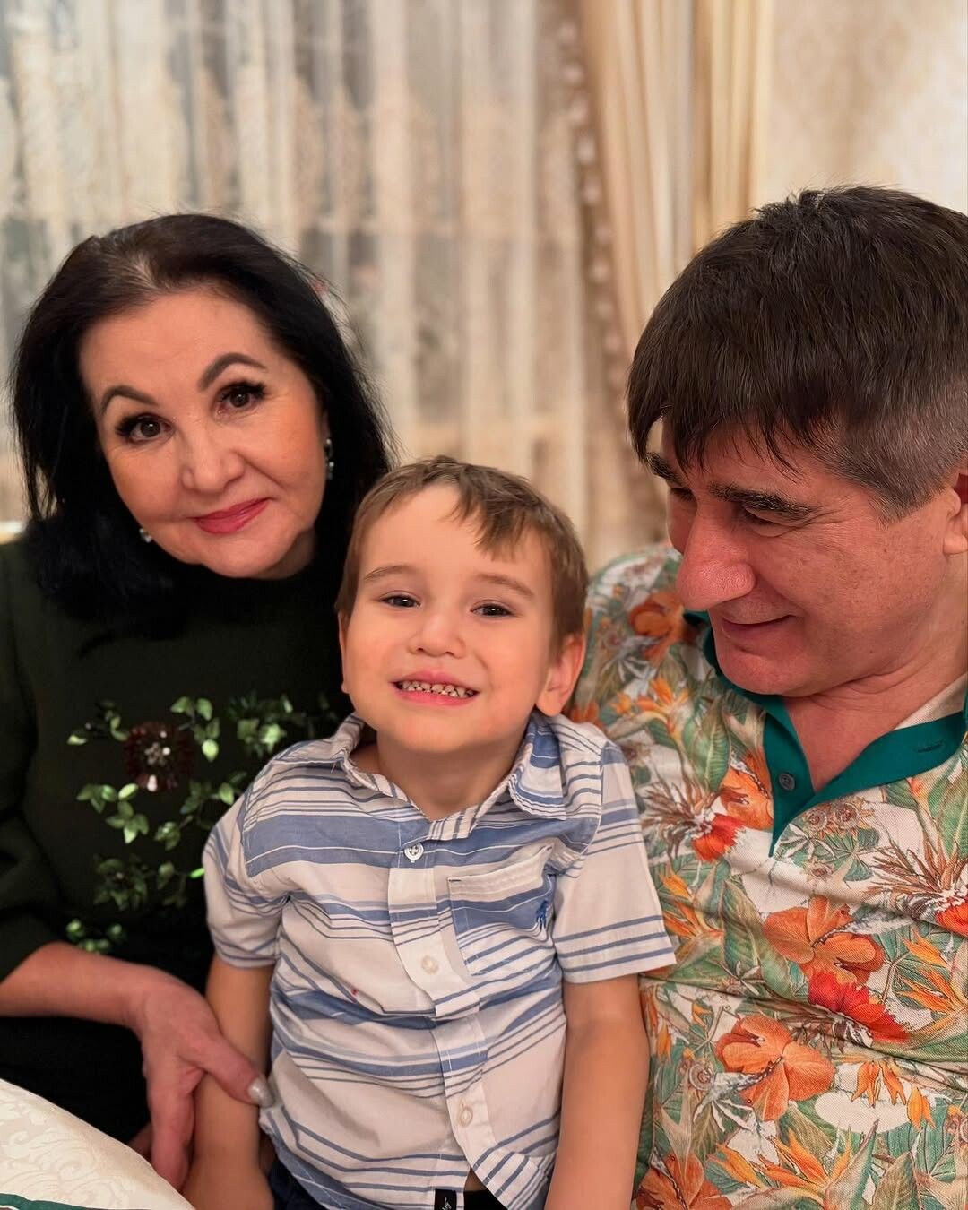 Юмор остасы Җәвит Шакиров гаиләсендә гадәттә «кычкырып сөйләнми торган» вакыйга булган