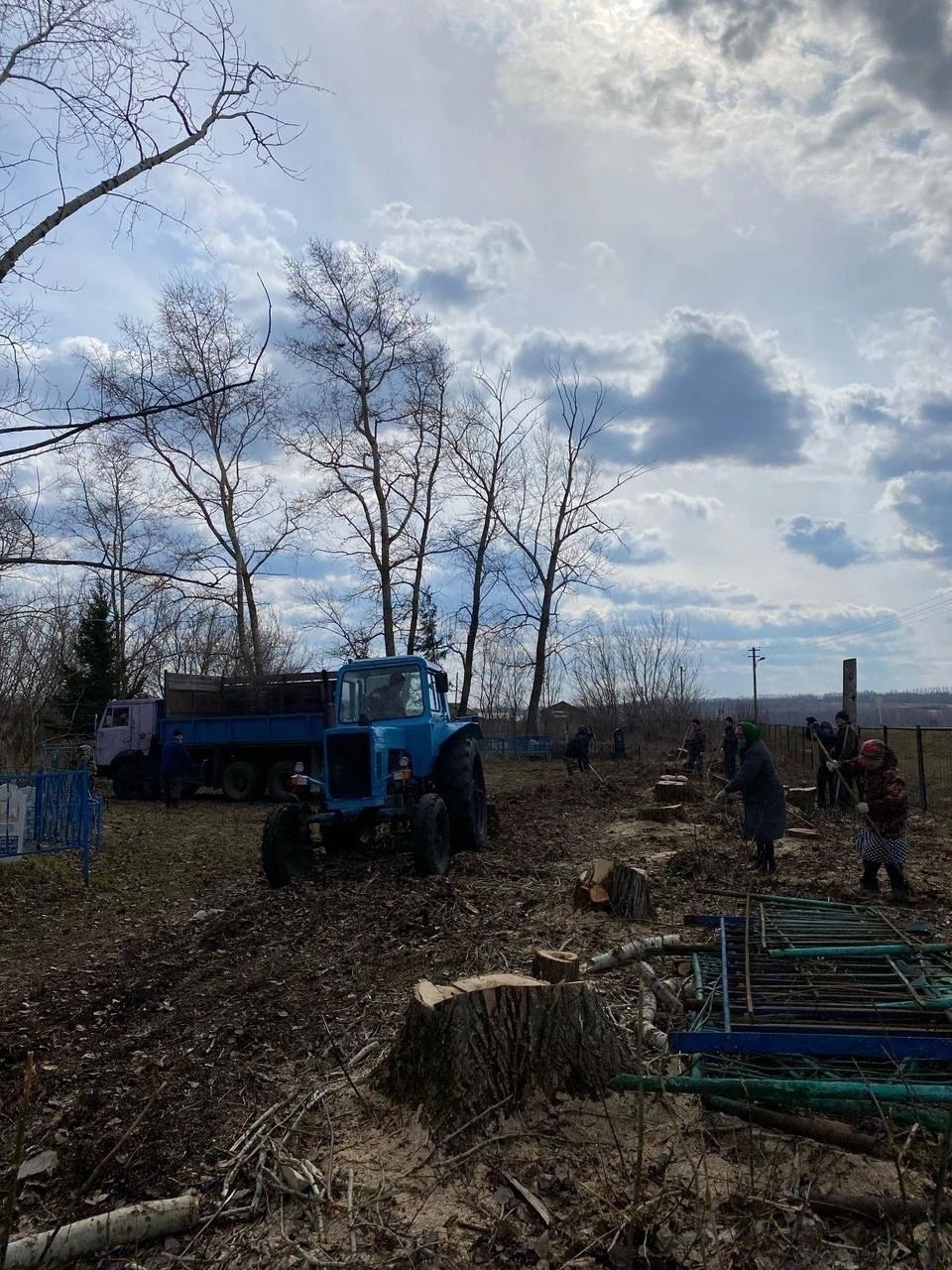 Яшел Үзән районы Тау Иле авылында изге эш башкардылар