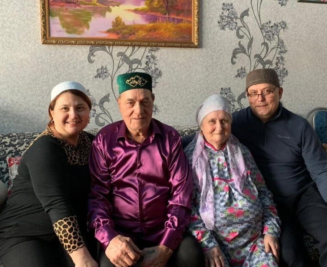 «Бер көндә өч Сабан туенда батыр калдым» Яшел Үзәндә яшәүче 84 яшьлек Мансур Сәлахов спортны ташламый