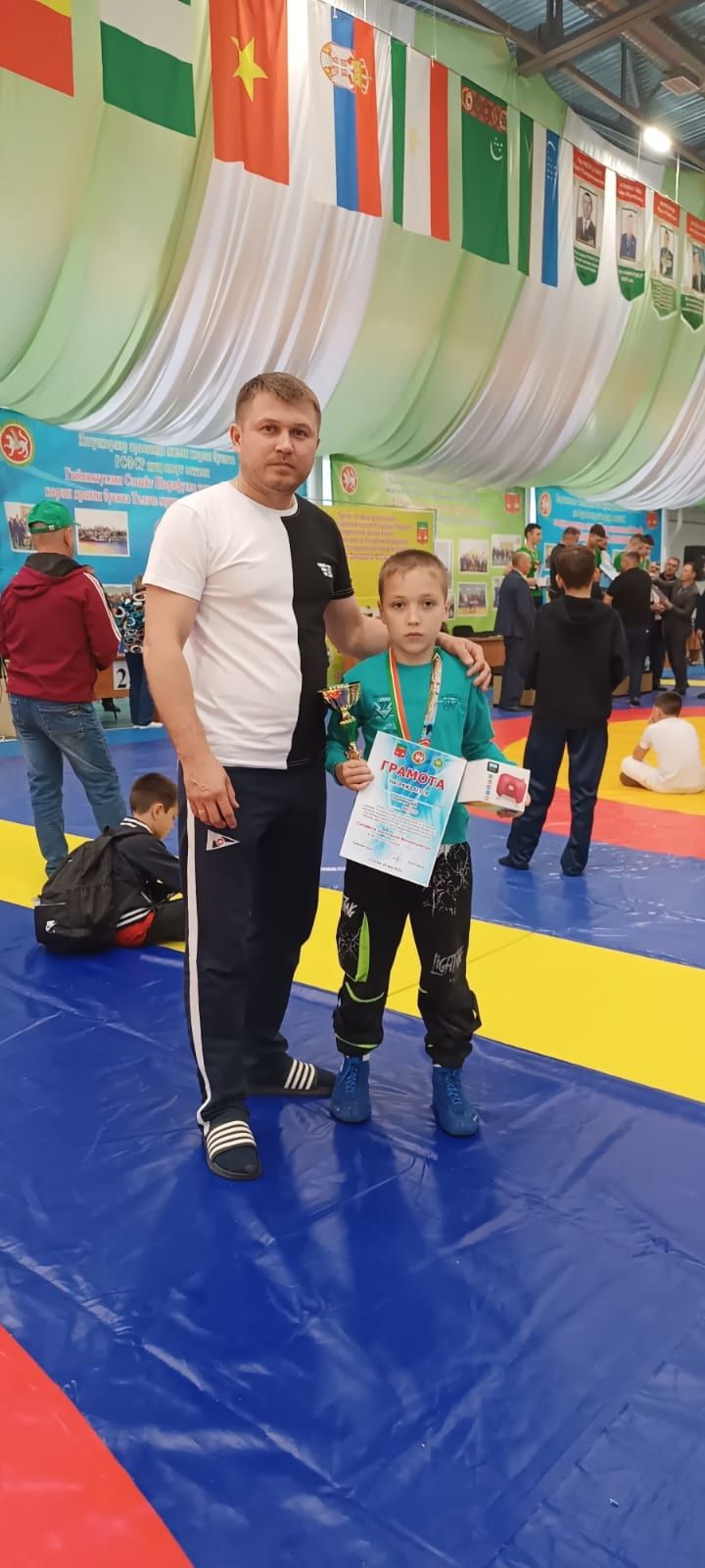 Салават Фәтхетдинов: «Без гомер буена көрәшергә тиеш»