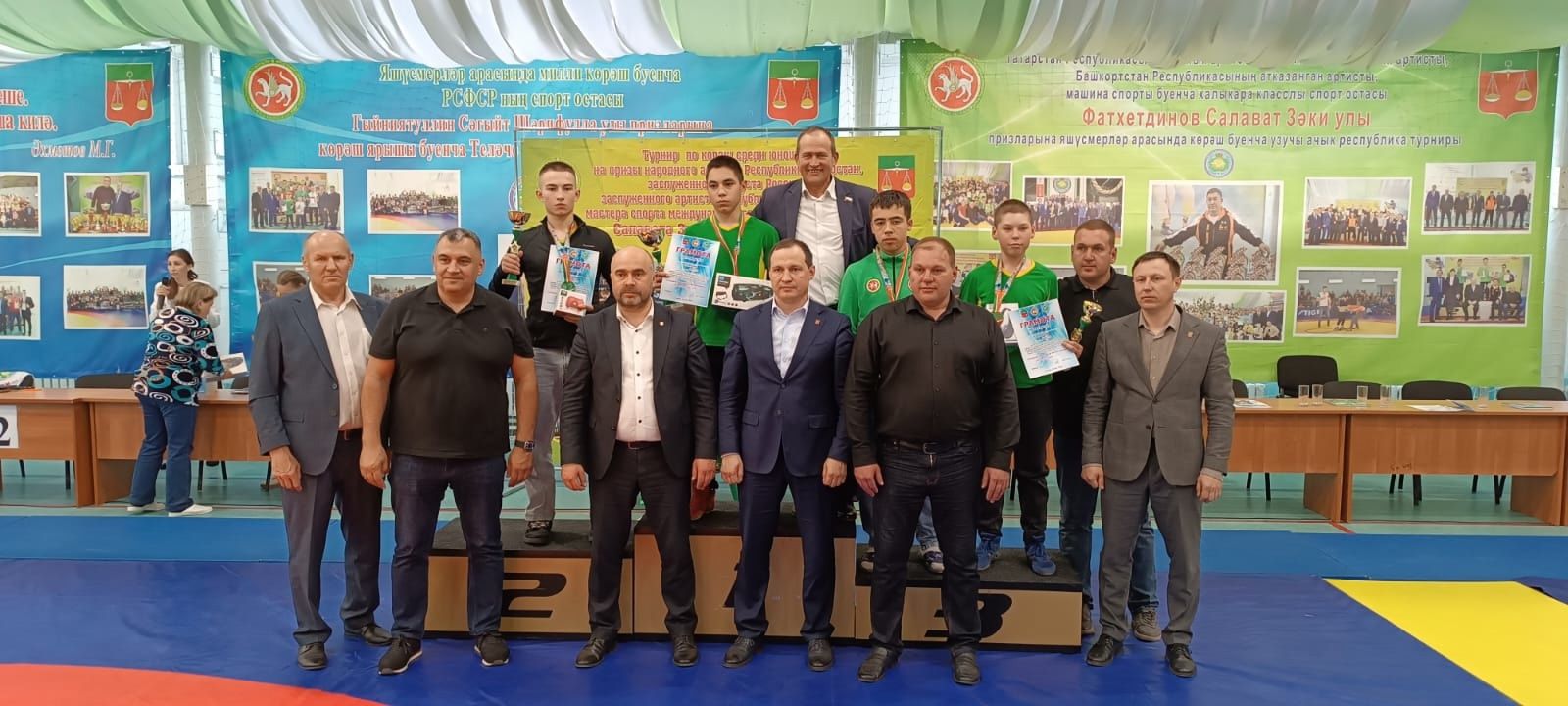 Салават Фәтхетдинов: «Без гомер буена көрәшергә тиеш»