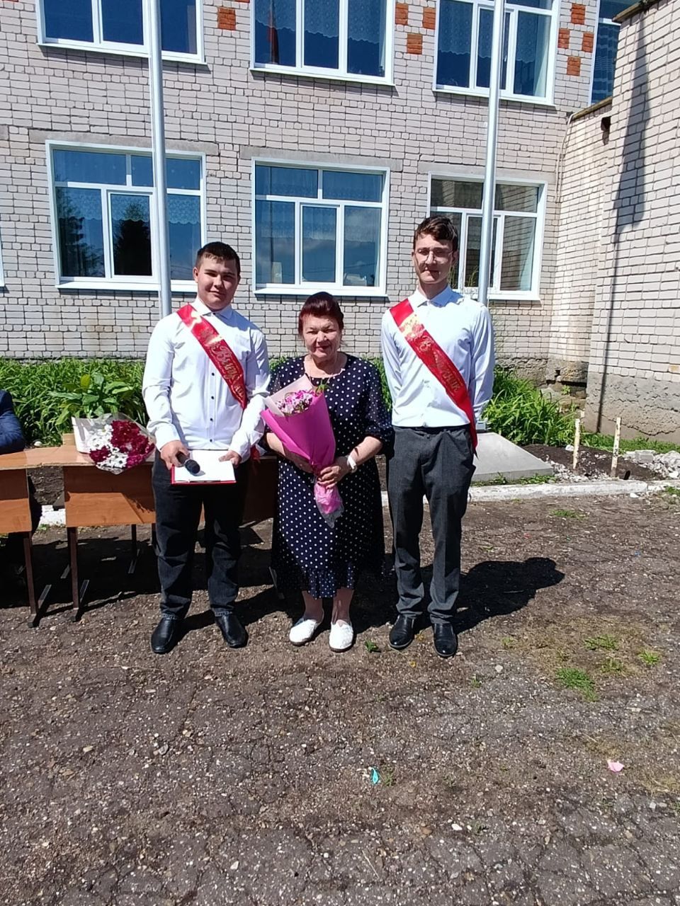 Татар Танае мәктәбендә соңгы кыңгырау бәйрәме узды
