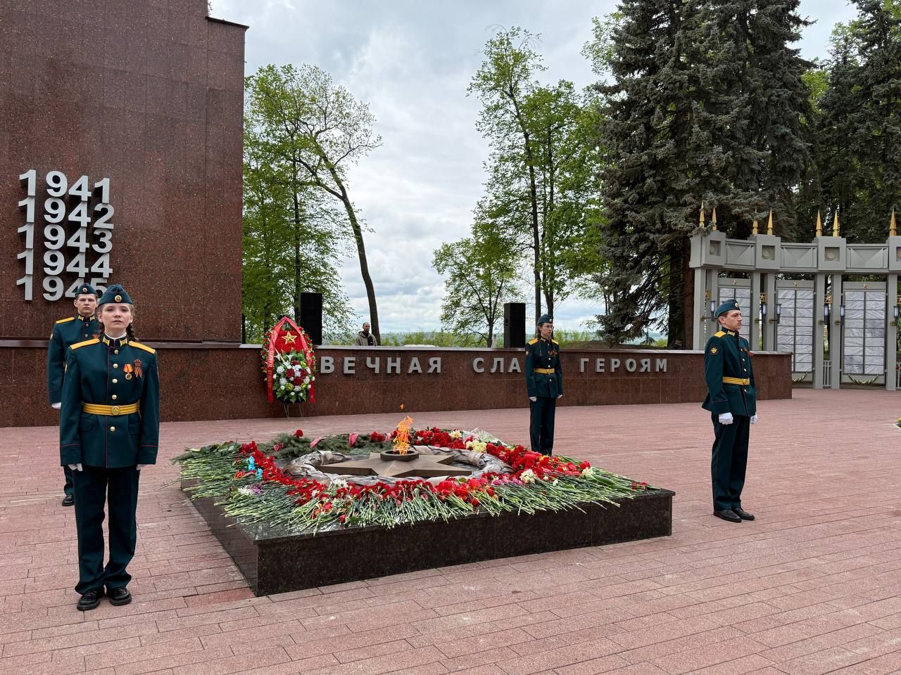 «Бәлки койманы куеп өлгермәгәннәрдер...»