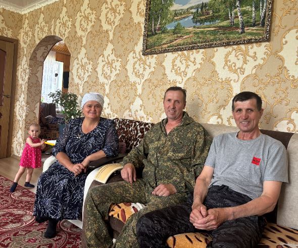 10 баласын ялгыз үстергән Сания Шиһапова: «Менә сезгә сыер һәм йорт!»
