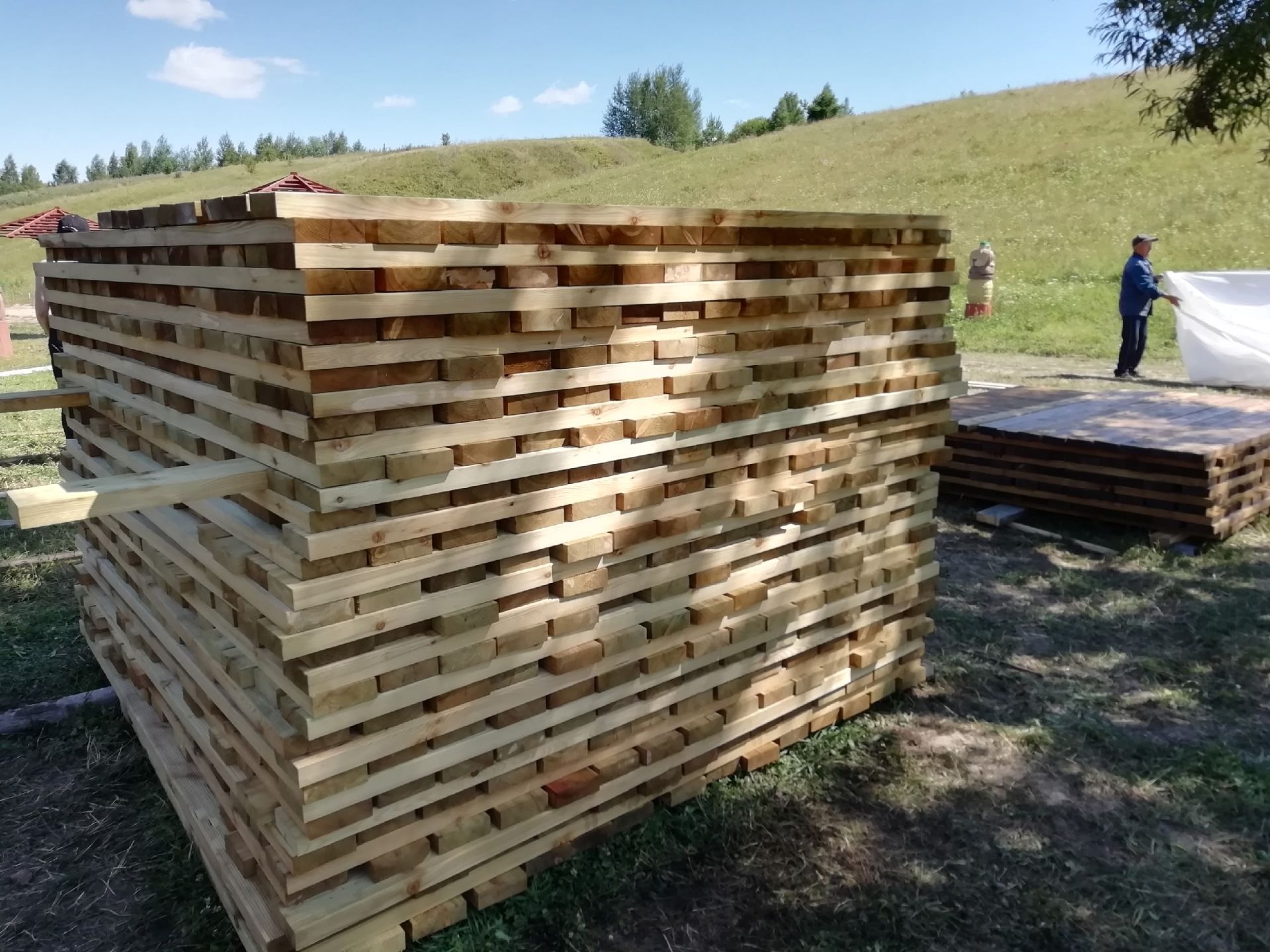 Кече Шырдан авылы плотинасы янында өмә узды