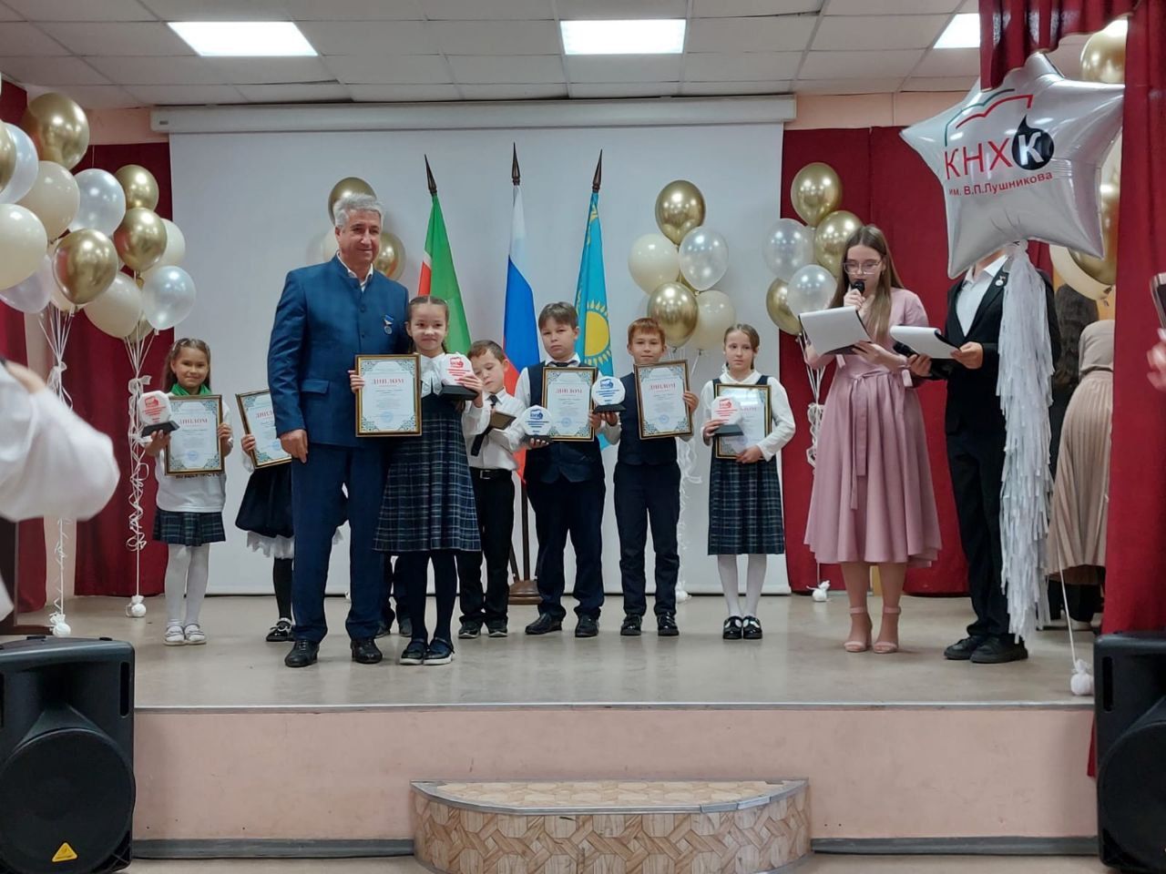 5нче гимназия укучылары IV Халыкара тикшеренү эшләре бәйгесендә җиңү яулады