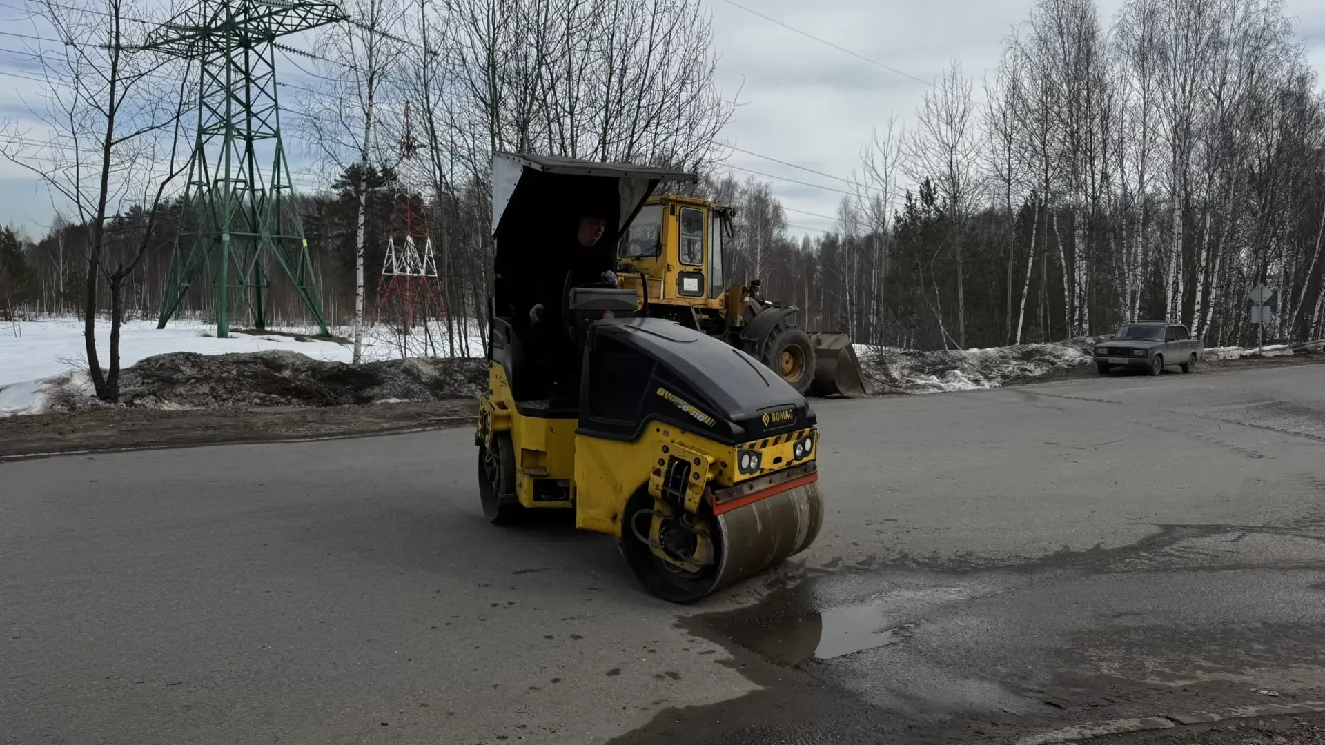 Яшел Үзәндә юлдагы чокырларны ямау эшләре башланды
