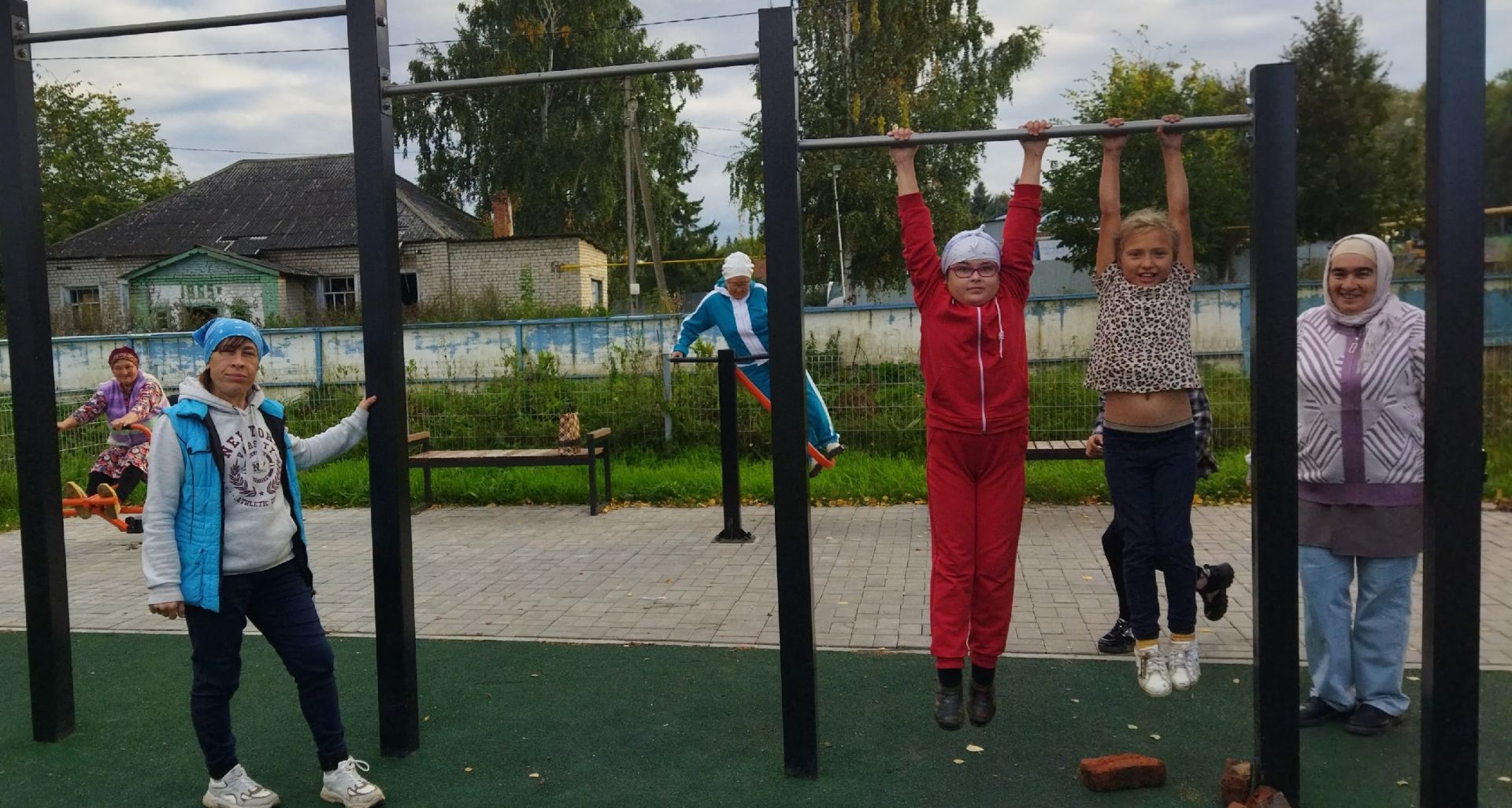 Күгәйлеләр «Сәламәт яшәү рәвеше – озын гомернең нигезе!» дигән девиз белән яшиләр