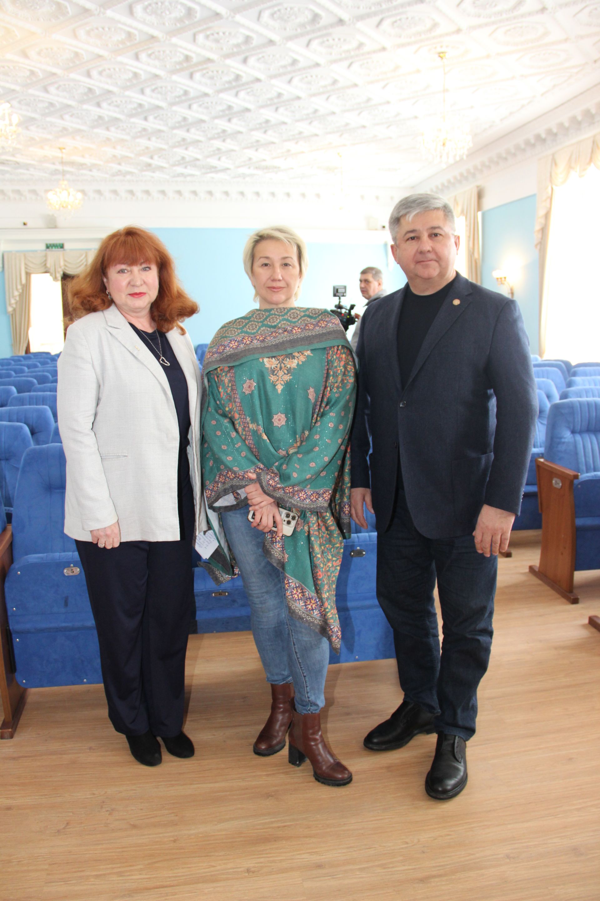 Мәдәният министры Ирада Әюпова Зеленодольск музыка театрында булды