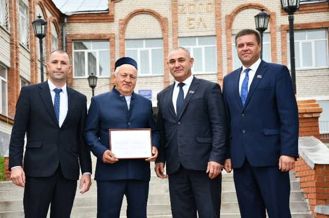 Норлат урта гомуми белем бирү мәктәбендә 1 сентябрь