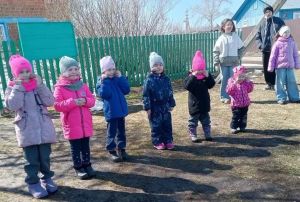 Ямьле яз бәйрәме: Тау Илендә күңелле чара узды