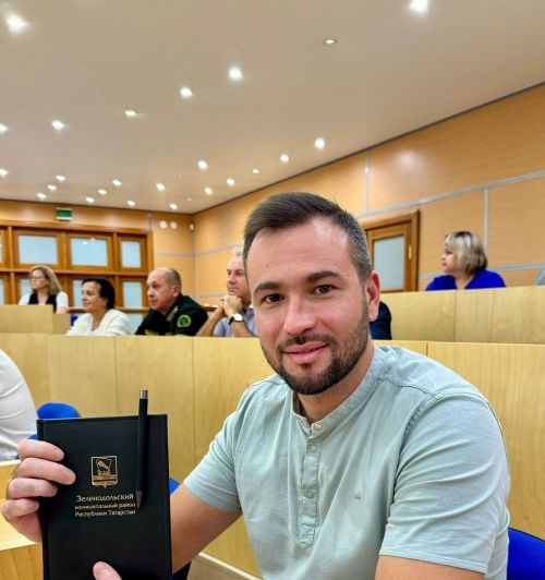 Бүген эшлекле дүшәмбе киңәшмәсендә Васильево икмәк комбинатының яңа җитәкчесе тәкъдим ителде