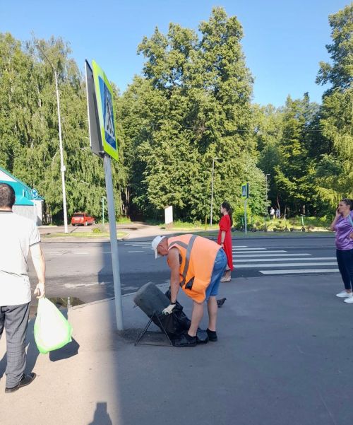 Яшел Үзәндә һәр көнне шәһәрне чистарту эшләре алып барыла