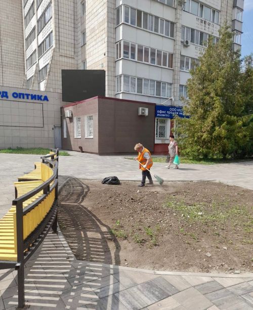 Яшел Үзәндә һәр көнне шәһәрне чистарту эшләре алып барыла
