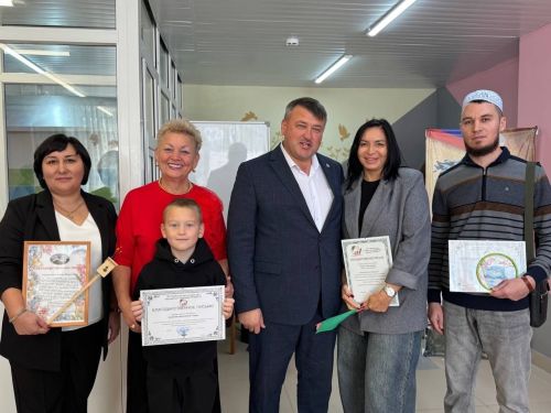 Норлат балалар йортында тәрбияләнүчеләр Кайбыч картлар һәм инвалидлар интернат-йортына традицион визит кылды