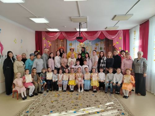 Яшел Үзәннең 23 нче «Алтын башак» балалар бакчасында көз бәйрәме гөрләде