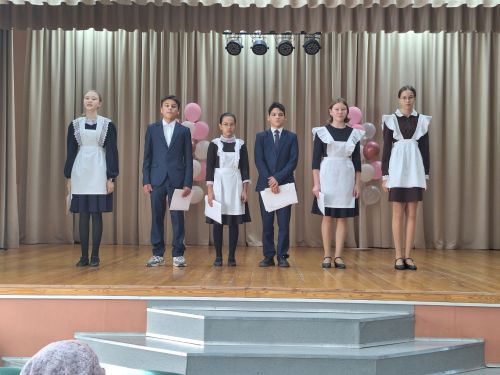 Мулла Иле мәдәният йортында «Күңелегез сезнең гел яшь» дип аталган бәйрәм чарасы узды