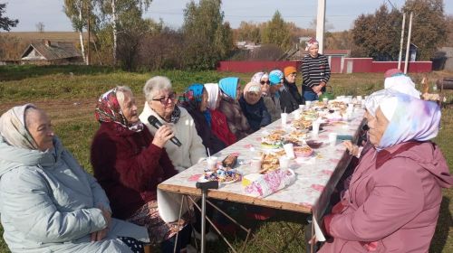 Акъегет авылында Өлкәннәр һәм Укытучылар көнен билгеләделәр