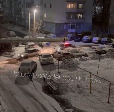 Яшел Үзәндә хокук бозучы патруль машинасын бәрдергән