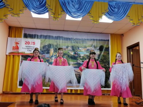 Яшел Үзән районы Бакырчы авылы клубы, Акъегет мәдәният йорты, Юынчы клубы үзешчәннәре концерт программаларын тәкъдим итте