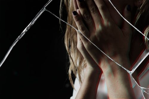 Яшел Үзәндә 48 яшьлек ир балигъ булмаган кызны көчләгән