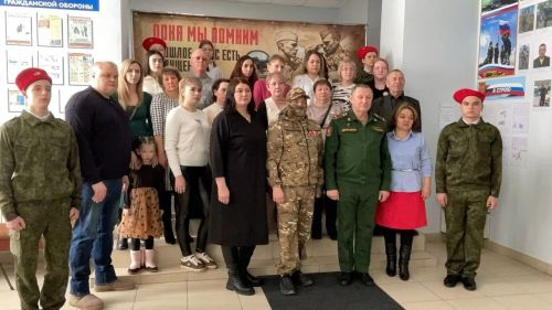 Ватанны саклаучыларга хөрмәт белдереп: Әйшәдә МХО геройларына багышланган Хәтер һәм батыр­лык дивары ачылды