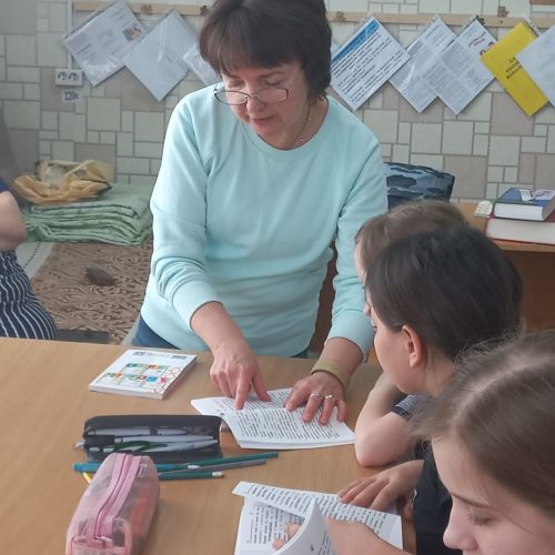 «Яшел Үзән һәм Казанда изгелек булдыручылар» волонтерлары Норлат балалар йорты тәрбияләнүчеләре өчен мастер-класс үткәрде