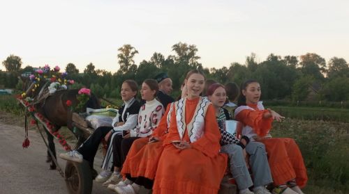 Яшел Үзәннең Акъегет авылында татар халкының гореф-гадәтләрен һәм йолаларын саклыйлар
