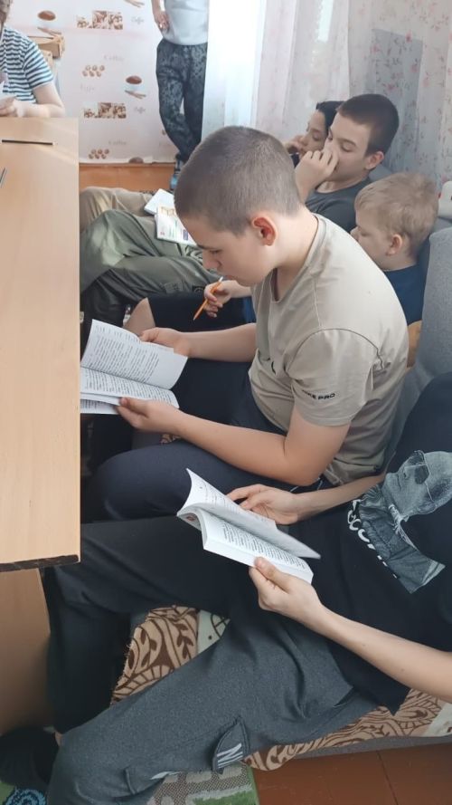 «Яшел Үзән һәм Казанда изгелек булдыручылар» волонтерлары Норлат балалар йорты тәрбияләнүчеләре өчен мастер-класс үткәрде