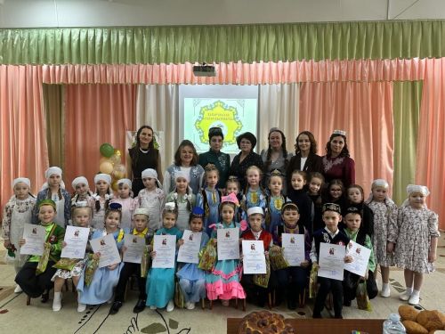 Яшел Үзәннең 11нче «Антошка» балалар бакчасында IV муниципаль «Татар малае, татар кызчыгы - 2025» бәйгесе узды