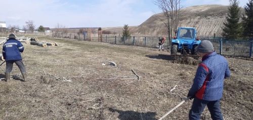 Яшел Үзән районы Тау Иле авылында изге эш башкардылар