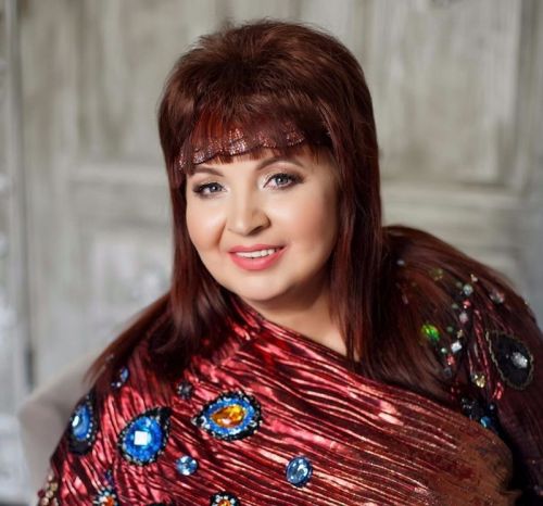 Әлфинә Әзһәмова: «Малайларыңны үстергәнсең икән инде, аларны «очыртып» җибәрергә кирәк»