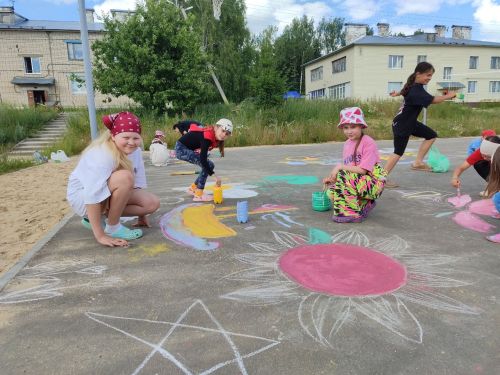 Бишнәдә асфальтка рәсем ясау буенча бәйге оештырганнар