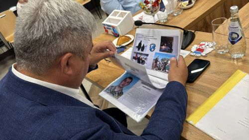 Уңышка беренче адым: идеяләрне тормышка ашыру өчен 100 мең сум!