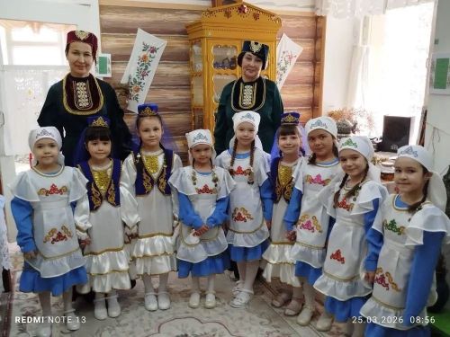 Яшел Үзәннең «Чишмә» бакчасы милли тәрбия үзәгенә әверелде: биредә Мәрҗани укулары узды