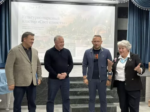 Васильево бистәсендә «Бердәмлек» штабы волонтёрларына бүләкләр тапшырдылар