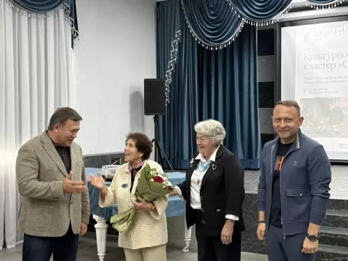 Васильево бистәсендә «Бердәмлек» штабы волонтёрларына бүләкләр тапшырдылар