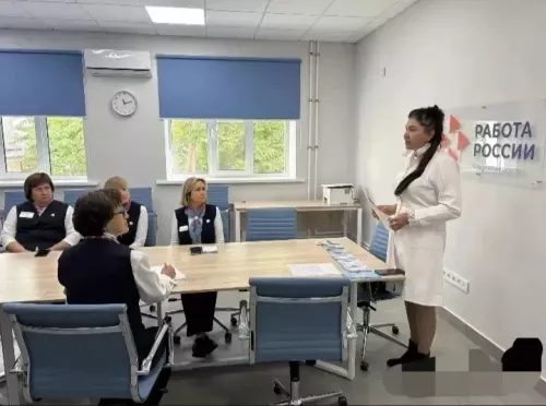 Яшел Үзән мәшгульлек үзәгендә ВИЧ-инфекцияне профилактикалау турында фикер алыштылар