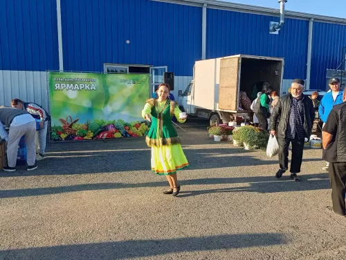 Яңа Турада авыл хуҗалыгы ярминкәсе бәйрәм концерты белән ямьләнде