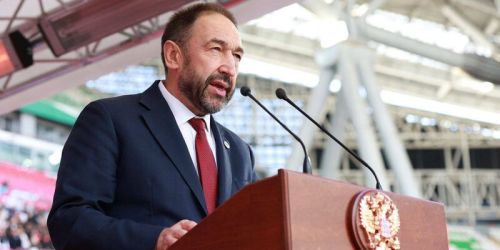 Алексей Песошин Татарстан машина төзүчеләрен һөнәри бәйрәмнәре белән котлады