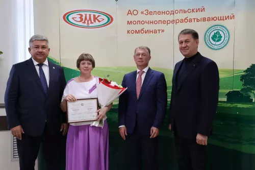 Максим Топилин Яшел Үзән сөт эшкәртү комбинатында булды