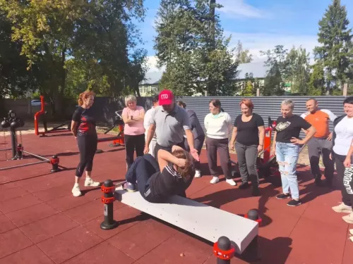 Күз курка, кул эшли: интернат хезмәткәрләре ГТО тапшырды