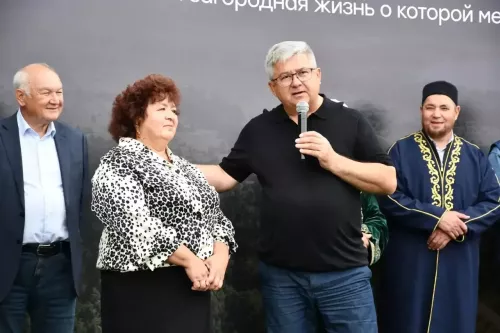 Олы Яке авыл җирлегенә караган «Теплое место» бистәсендә бүген игелеккә нигез салынган көн