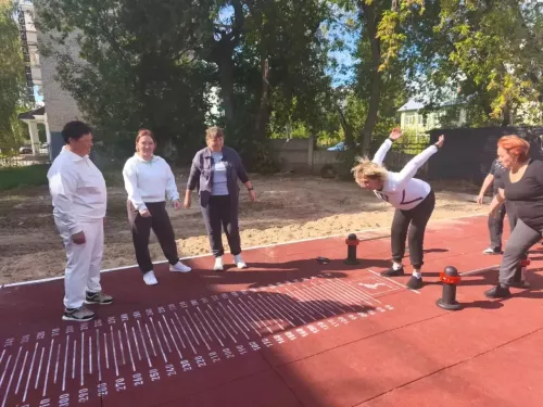 Күз курка, кул эшли: интернат хезмәткәрләре ГТО тапшырды