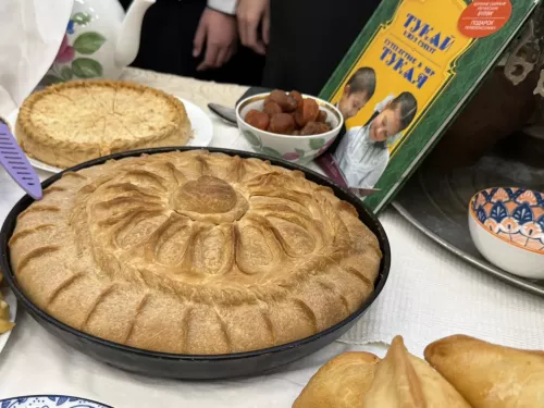 5нче гимназиядә Халыклар бердәмлеге көненә багышланган "Россия халыклары" темасына көзге бал